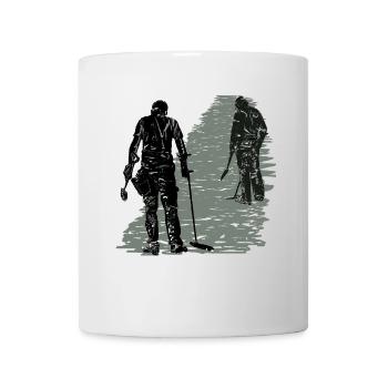 Two treasure hunters run in a row - Mug - white - Front