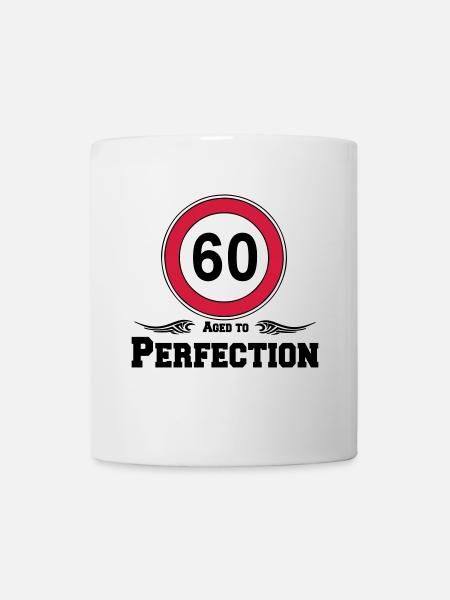 60e anniversaire, 60 ans vieilli à la perfection (25) - Mug blanc - blanc