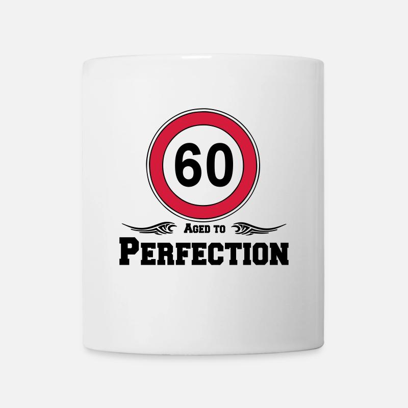 60e anniversaire, 60 ans vieilli à la perfection (25) - Mug blanc - blanc