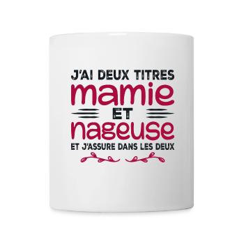 Zwei Oma-Schwimmer-Titel | Oma, Schwimmen - Tasse - Weiß - Vorne