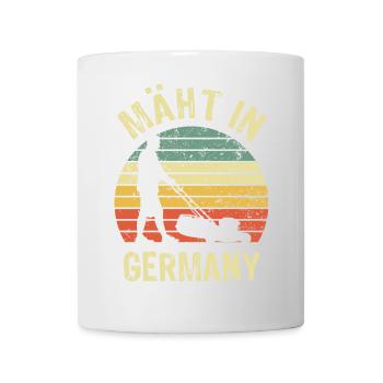 Mäht in Germany - Rasenmäher - Mähen - Wortspiel - Tasse - Weiß - Vorne