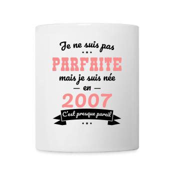 18. Geburtstag - Nicht perfekt, aber 2007 geboren - Tasse - Weiß - Vorne