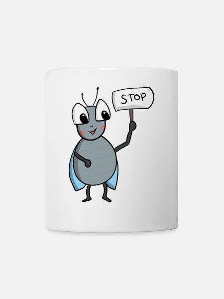 Fliege mit STOP Schild - Tasse - Weiß