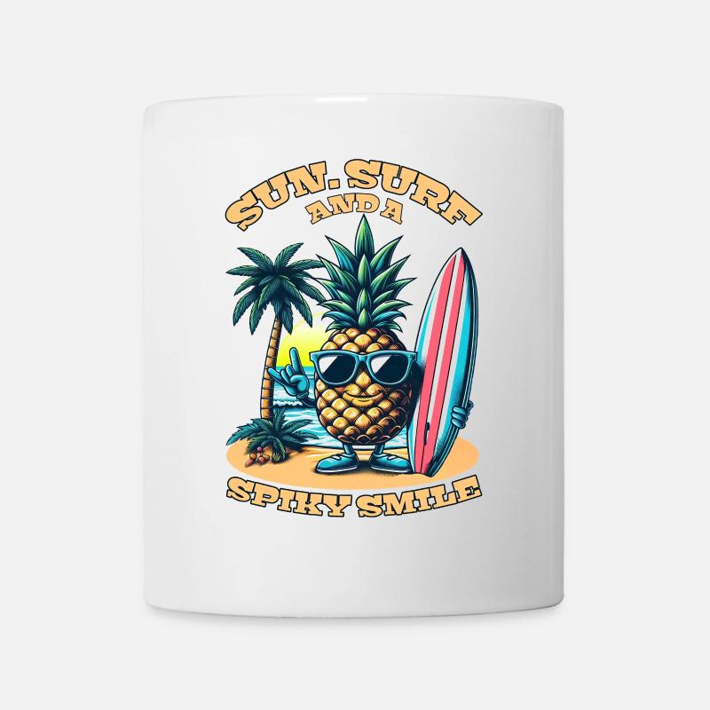 Surfing Pineapple: Sonne, Surfen und ein stacheliges Lächeln! - Tasse - Weiß