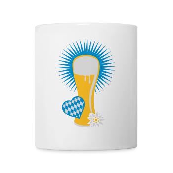 gefülltes Bierglas mit Bayern Herz und Edelweiß - Tasse - Weiß - Vorne