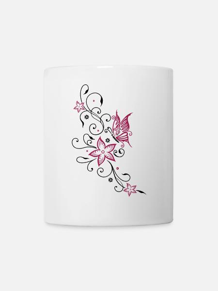Blumen mit floralem Ornament und Schmetterling - Tasse - Weiß