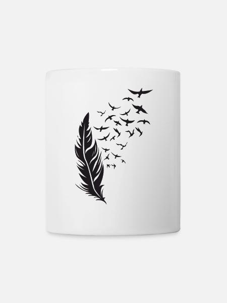 Federflug Silhouette mit Vogelzug - Tasse - Weiß