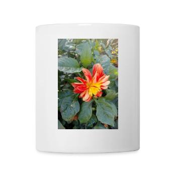 Large-feathered dahlia / Georgine - Mug - white - Front