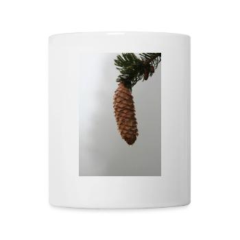 POMMES DE PIN DANS LA BRUME MATINALE - Mug blanc - blanc - Devant
