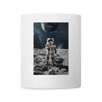 Astronaut grilling on the moon - Mug - white - Front