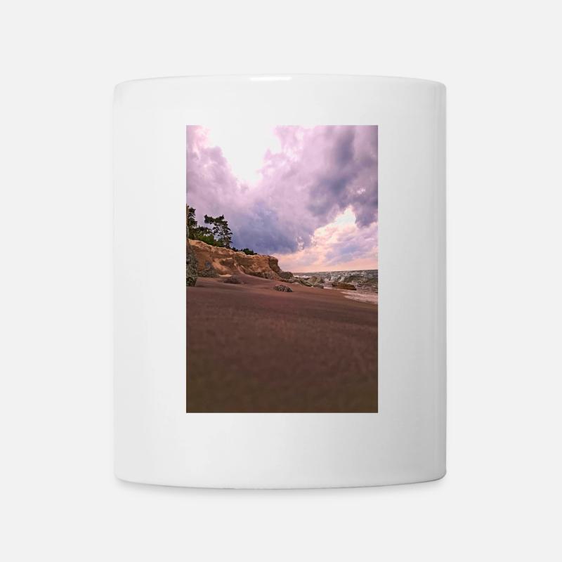 Wild beach Pleśna before the storm - Mug - white