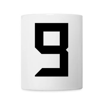 9. 9 ANS. 9e ANNIVERSAIRE. ANNIVERSAIRE 9 ANS - Mug blanc - blanc - Devant