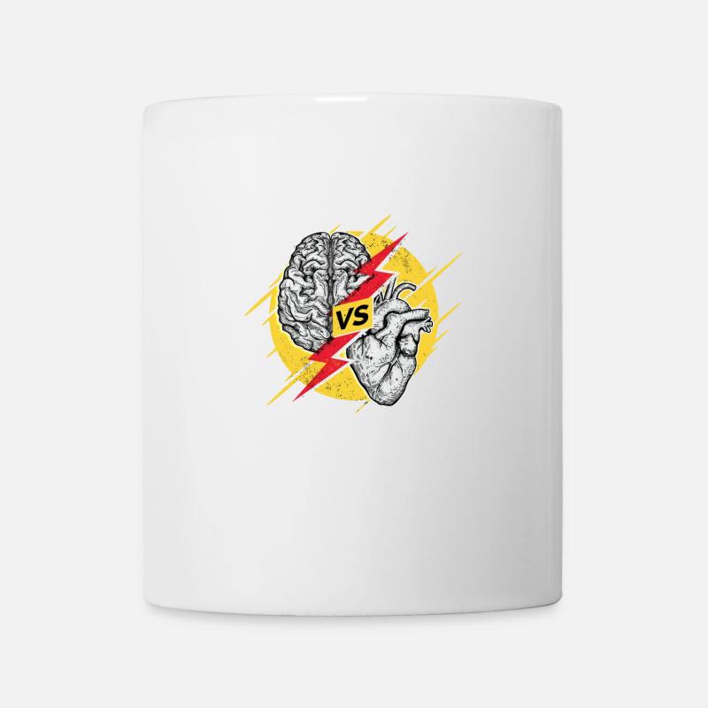 Herz gegen Gehirn heart vs. brain mit Blitz - Tasse - Weiß