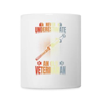 Never underestimate an old vet - Mug - white - Front