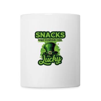 Des collations qui font que tous les jours se sentent chanceux pour la Saint-Patrick - Mug blanc - blanc - Devant