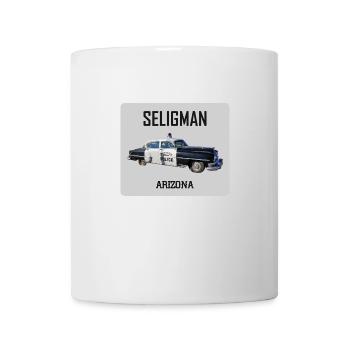Old car in Seligman in Arizona, US Road 66 - Mug - white - Front