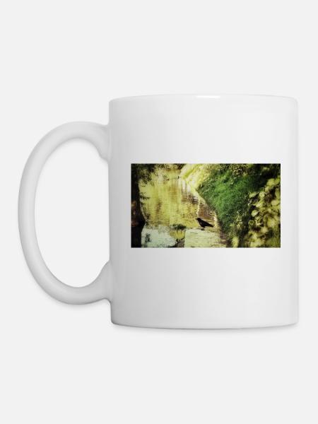 Corbeau sur fleuve jaune - Mug blanc - blanc