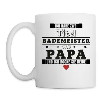 Ich habe zwei Titel Bademeister und Papa - Tasse - Weiß - Links