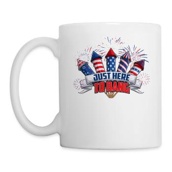 Just Here To Bang Fireworks American Flag - Tasse - Weiß - Links