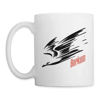 Borkum Sturzflug Tiefflieger Möwe Urlaub T-Shirt - Tasse - Weiß - Links