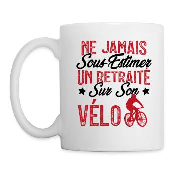 Ne jamais sous-estimer un retraité sur son vélo - Mug blanc - blanc - Gauche