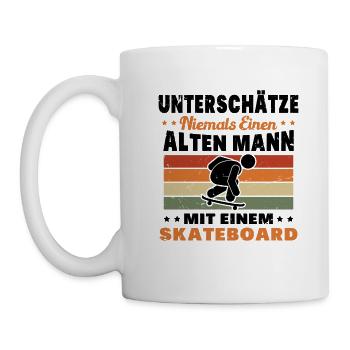 Unterschätze niemals einen alten Mann Skateboard - Tasse - Weiß - Links