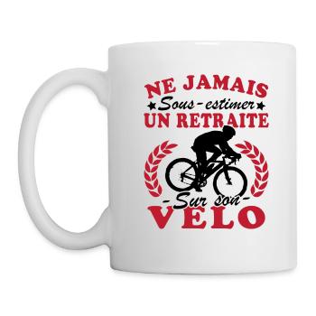 Ein Rentner auf dem Rad Humor Radfahrer im Ruhestand - Tasse - Weiß - Links