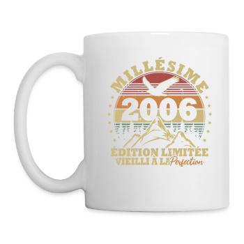 2006 Jahrgang perfekt gereift - Tasse - Weiß - Links