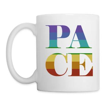 Pace in großen bunten Buchstaben - Tasse - Weiß - Links