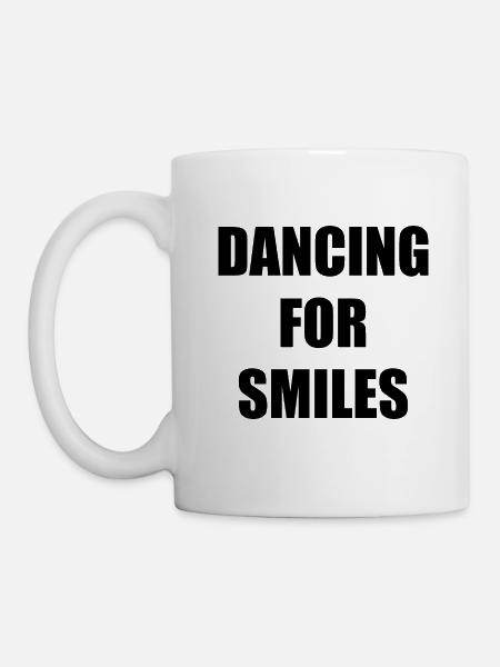 dancing for smiles - Tasse - Weiß