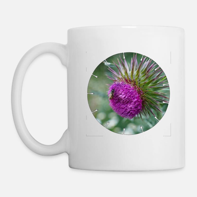 Die Distelblüte wird oft als Unkraut verschrien - Tasse - Weiß