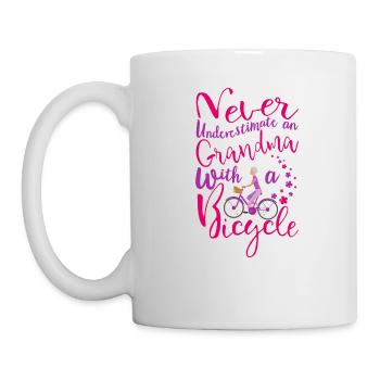 Ne sous-estimez jamais une grand-mère avec un vélo cool - Mug blanc - blanc - Gauche