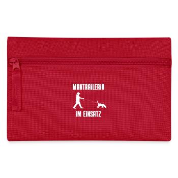 Mantrailerin im Einsatz - Federtasche - Rot - Vorne