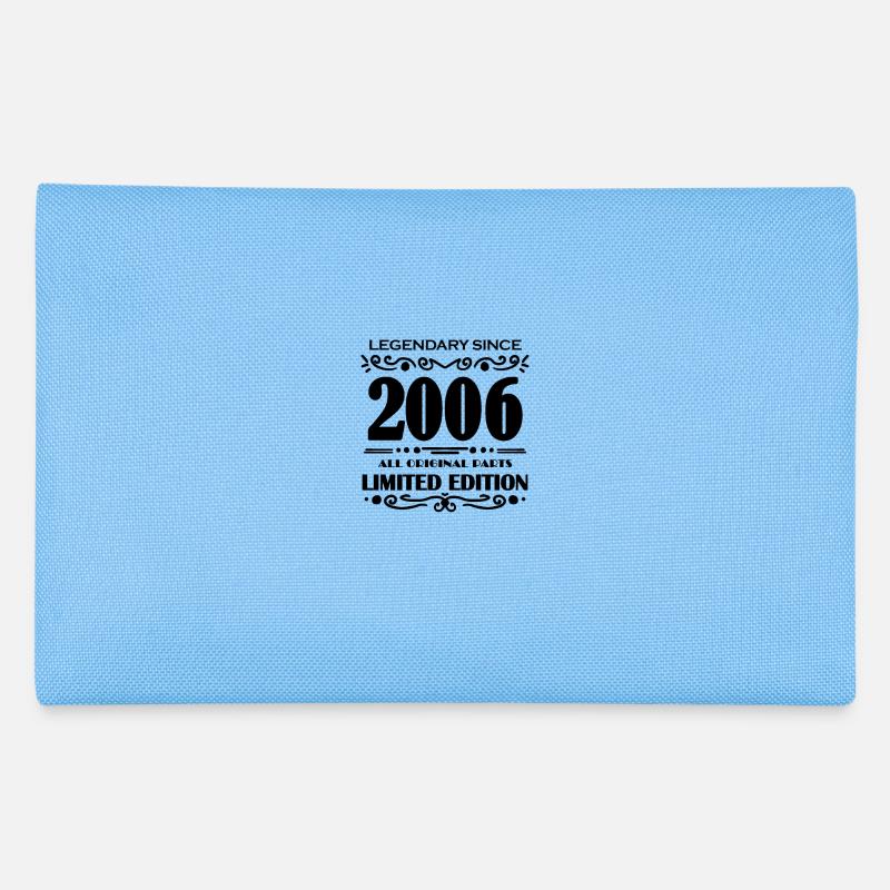 2006 - Né 2006 - Année de construction 2006 Trousse