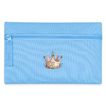 Queen of the Chaos – Mom with a sense of humor - Pencil Case - light blue - Front