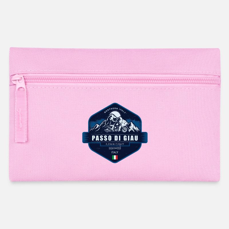 Passo di Giau , Col pittoresque des Dolomites, - Trousse - rose