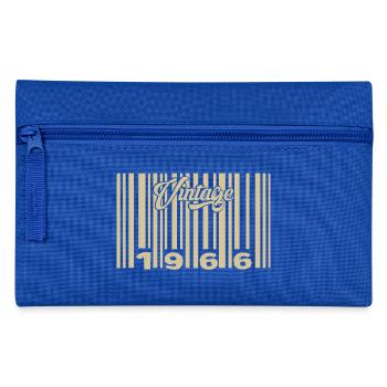 Jahrgang 1966 Barcode 1966: Jahr 2025. - Federtasche - Royalblau - Vorne