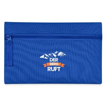 DER BERG RUFT Bergsport Liebe zum Berg Bergwandern - Federtasche - Royalblau - Vorne
