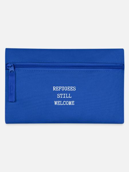♥FLÜCHTLINGE WILLKOMMEN♥ Politik Merkel Geschenk - Federtasche - Royalblau