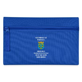 Niemand ist Perfekt. Aber als Niederösterreicher - Federtasche - Royalblau - Vorne