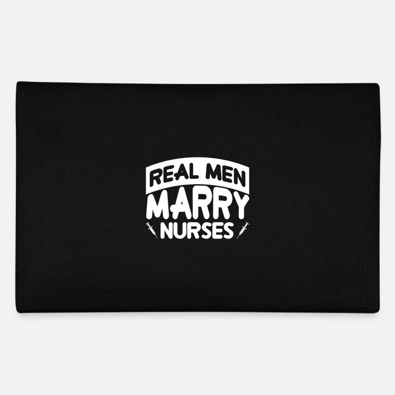Les vrais hommes marient les infirmières - Blanc Trousse