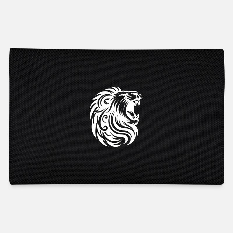 Roaring lion with teeth and elegant mane Pencil Case