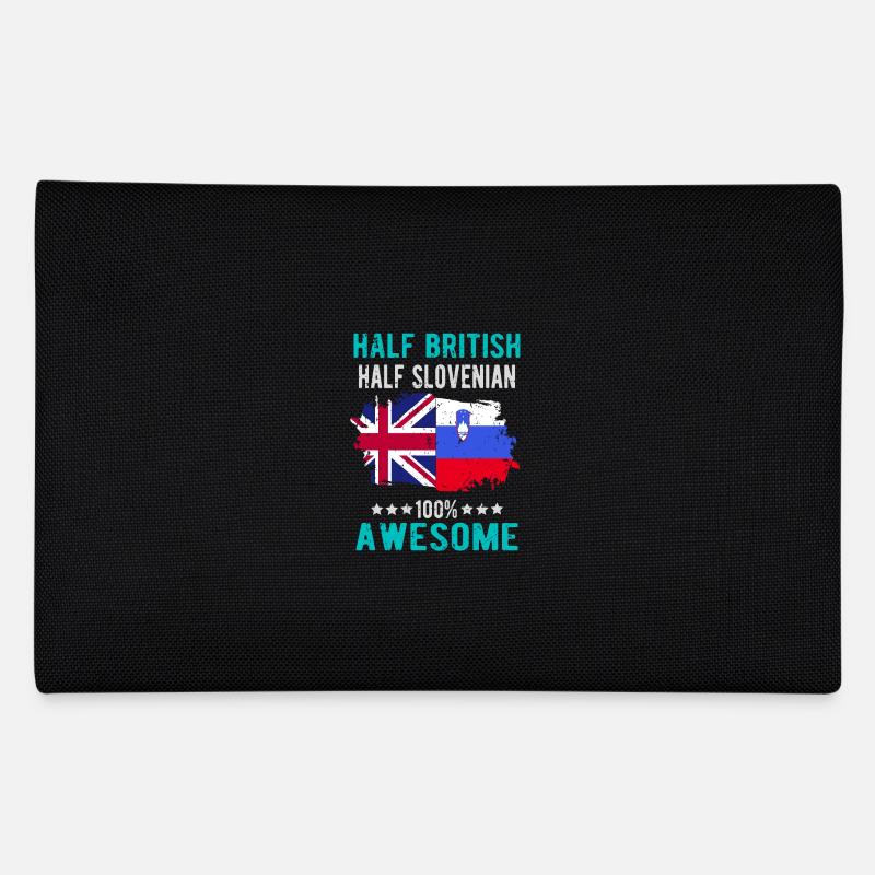 Moitié britannique moitié slovène Trousse