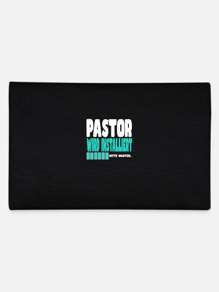 Pastor wird installiert - Federtasche - Schwarz - Hinten