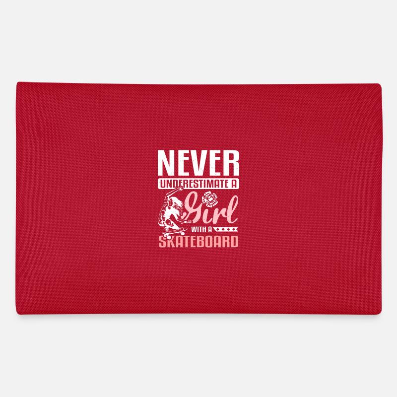 Unterschätze niemals ein Mädchen mit Skateboard Federtasche