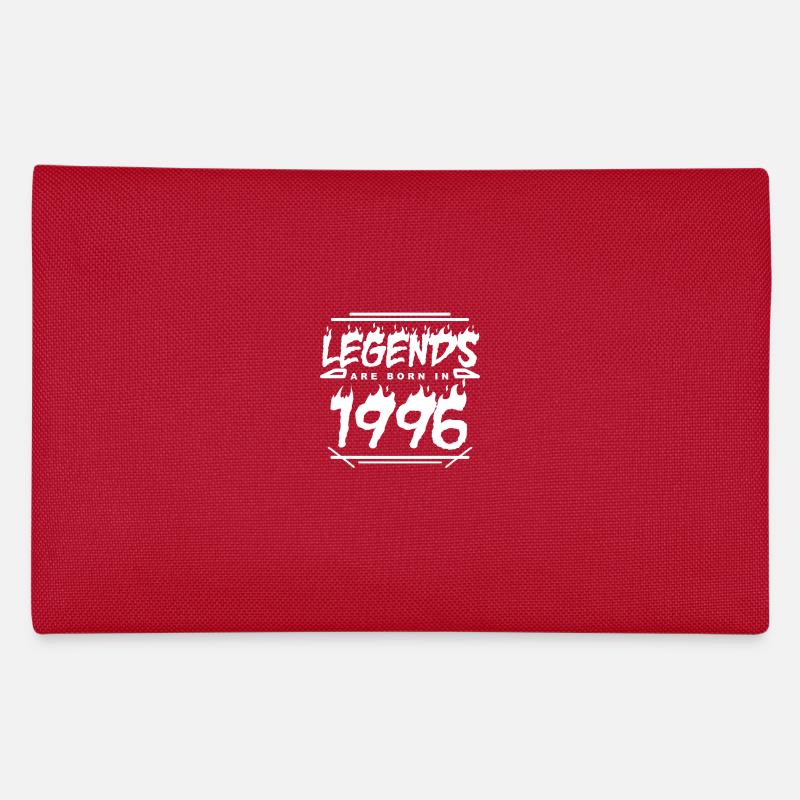 Né en 1996 - Année de construction 1996 Trousse