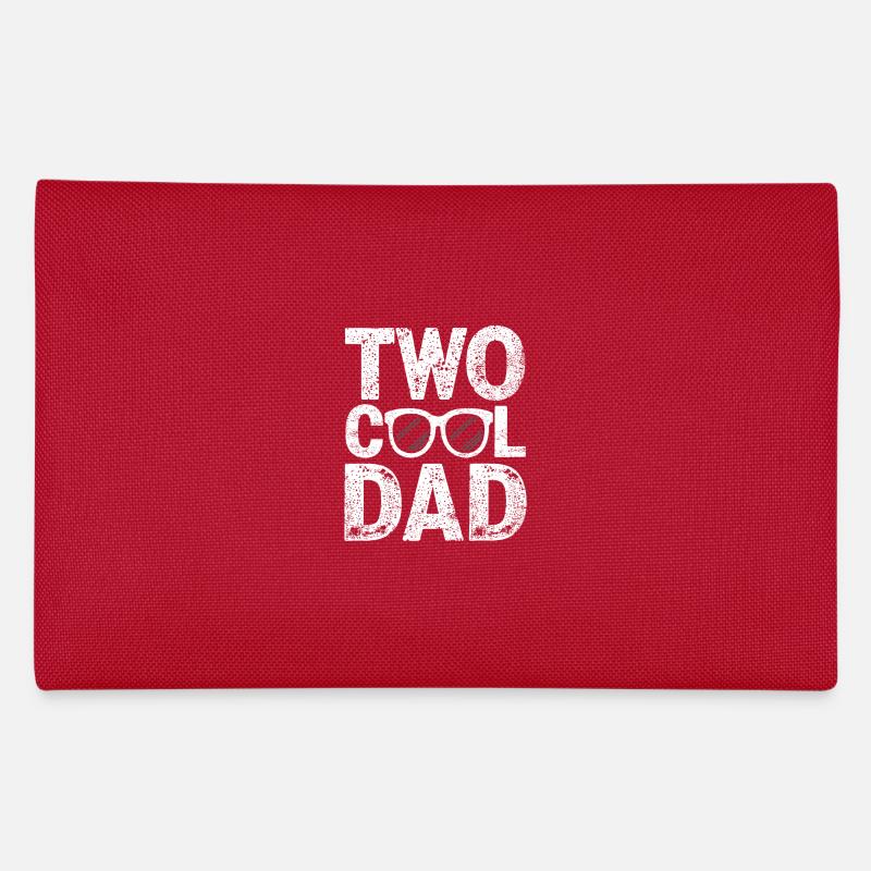 Deux pères cool avec une typographie élégante Trousse