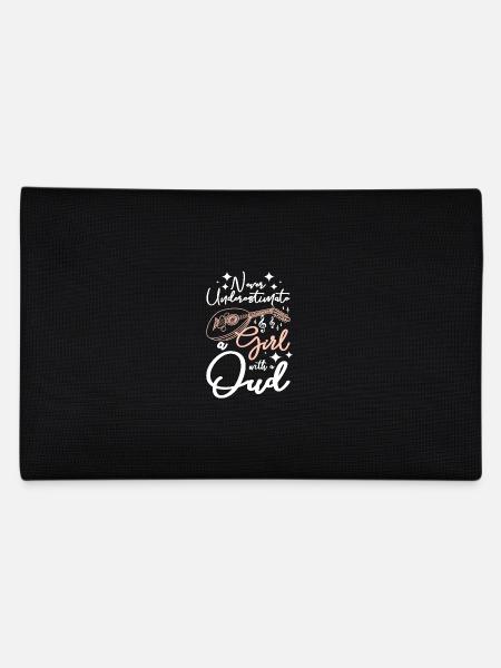 Never underestimate a girl with a oud - Federtasche - Schwarz - Hinten