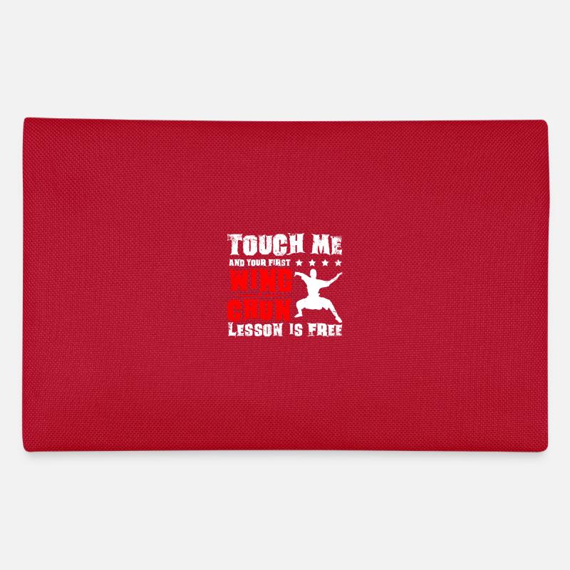 Touch me and your first wing chun lesson is free Federtasche