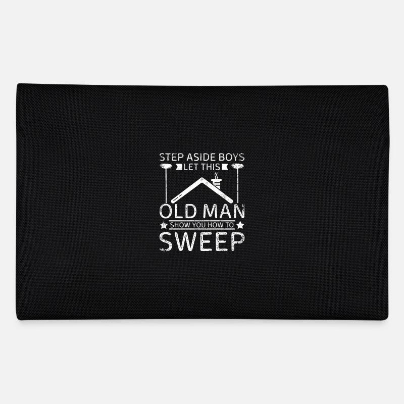 Ramoneur de vieil homme vous montrer comment ramoner Trousse